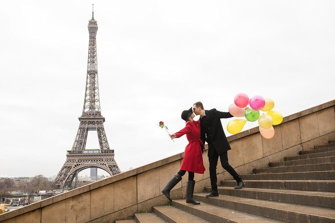 1-hour Photoshoot at the Eiffel Tower Trocadero Paris - Preview Photos Within 24 Hours: Why This Timing Is a Big Deal