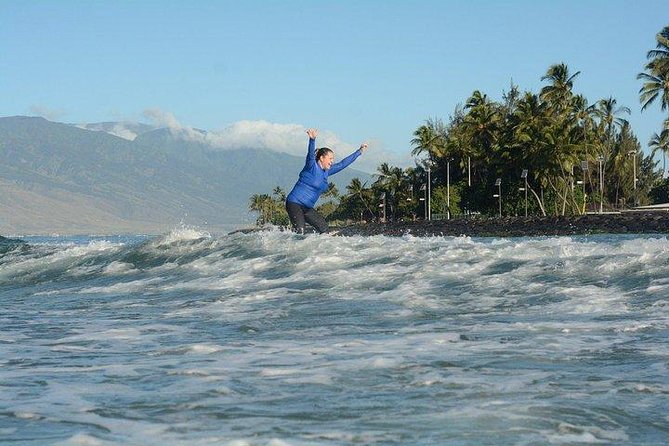 Family surf lessons in kihei at kalama park an in depth look at the maui family surf lesson experience