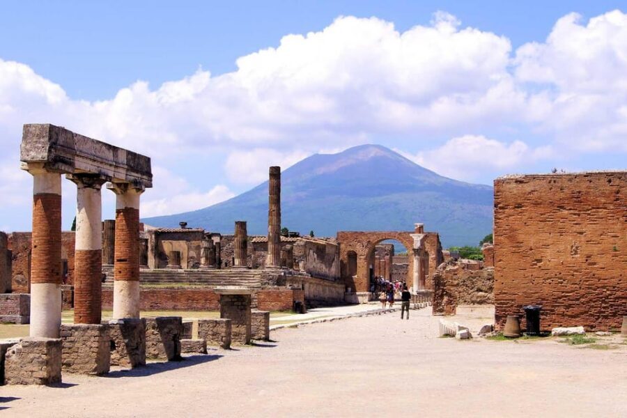 4H Pompeii Private Tour with Villa Dei Misteri included - Meeting Point at Pompei Scavi – Villa dei Misteri: Simple and Efficient