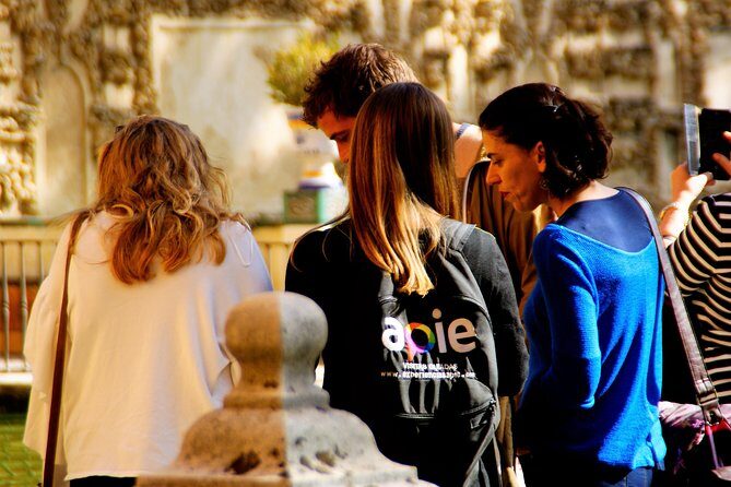 Alcazar of Seville Exclusive Group, max. 9 travelers - Priority Access, Headsets, and Not Losing Time in the Crowd