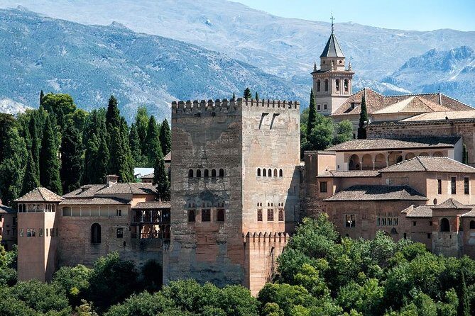 Alhambra and Granada Private Tour from Marbella, Malaga and port - Palace of Carlos V: short, strong, and easy to miss