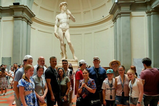 Artful Eight: 8 Wonders of Florence in Accademia, Center & Uffizi - Uffizi Gallery: Botticelli First, Then Leonardo, Then Michelangelo