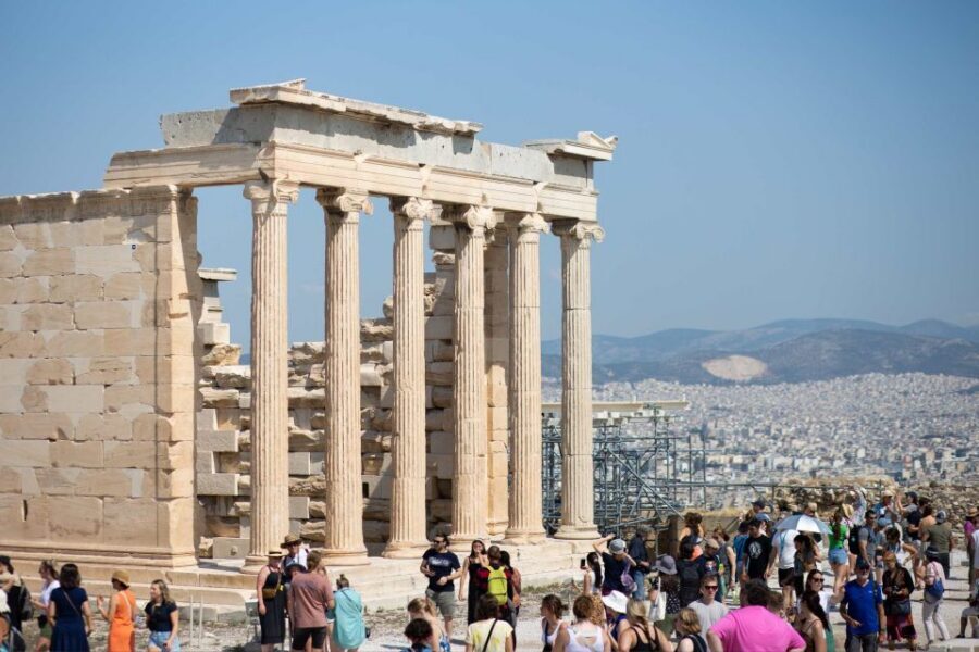Athens: Early Morning Guided Tour to Acropolis and Museum - Dionysiou Areopagitou: The Walk Toward the Museum