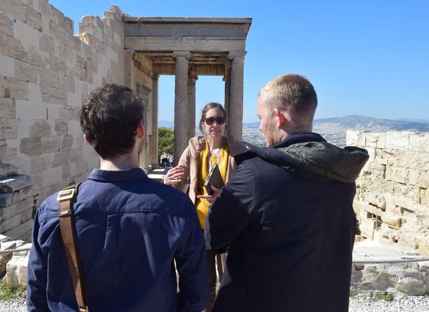 Athens: The Acropolis and Acropolis Museum Tour in Dutch - A Dutch guide that turns myths into a map of Athens