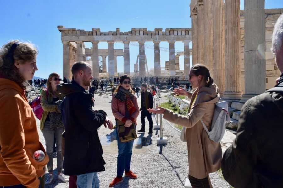 Athens: The Acropolis Guided Walking Tour in Dutch - Where the Tour Starts: Acropoli Metro to the Side Entrance