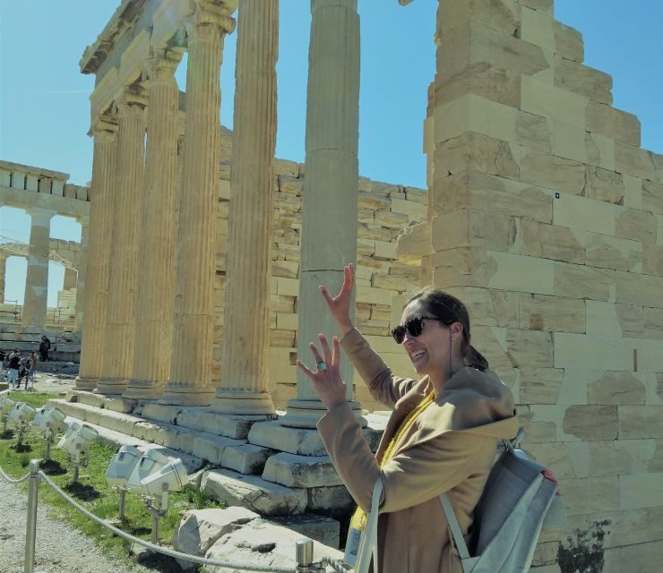 Athens: The Acropolis Guided Walking Tour in German - Stop 1: Theatre of Dionysos, where the story begins