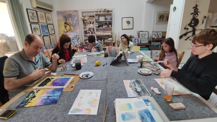 Athens: workshop for painting landscape with local artist - What happens first: welcome, setup, and a guided demo