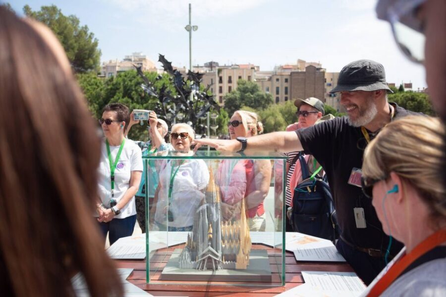 Barcelona: Sagrada Familia Fast-Track Guided Tour - What You’ll Miss: Towers and How to Plan for It