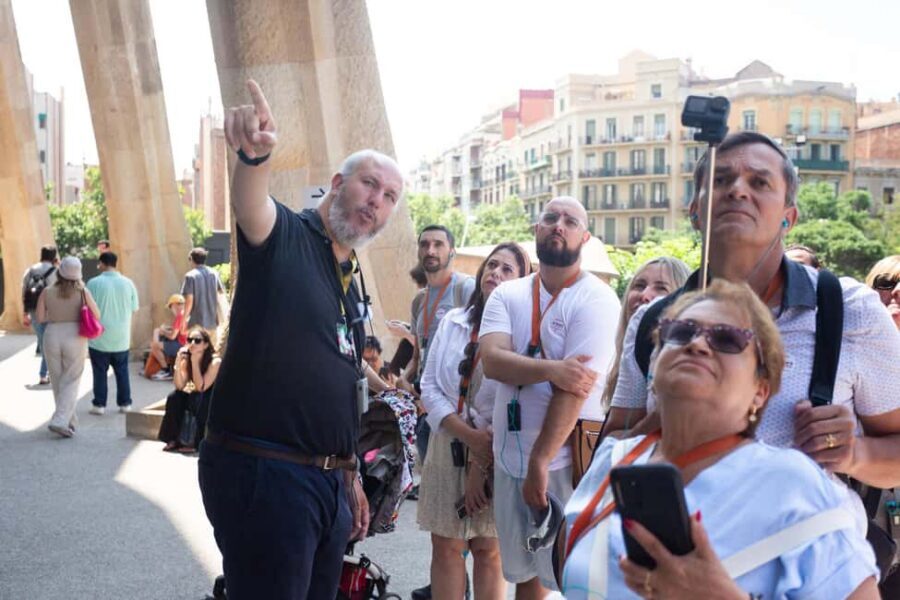 Barcelona: Sagrada Familia Skip-the-line Tour with Guide - Sagrada Familia Museum Time: Plans, Models, and the Ongoing Build