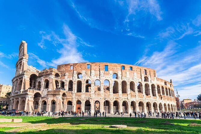 Best of Colosseum Experience: Exclusive Tour in 40 Languages - Roman Forum: the political heartbeat on the Via Sacra
