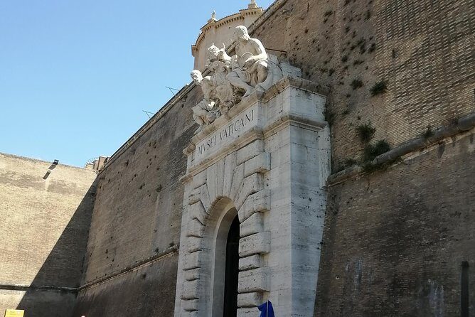 Best of the Vatican Museum's ~ Sistine Chapel No Line Guided Tour - Priority Timing: The Real Value Is Beating the Chaos