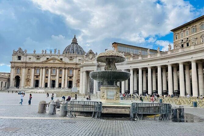 Best of the Vatican Museum's ~ Sistine Chapel No Line Guided Tour - Vatican Museums: More Art, Less Time Wrestling With Crowds