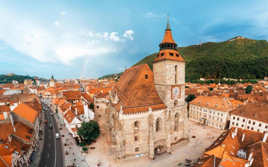 Bucharest : Dracula Castle, Peles Castle and Brasov Day Trip - Comfort Tips That Actually Matter for Castles and Cold Air