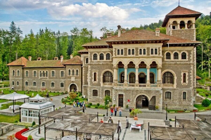 Bucharest : Wednesday, Dracula & Peles 3 Castles Tour 1 Day - Bran Castle: Dracula Lore, Vlad the Impaler, and Hilltop Views