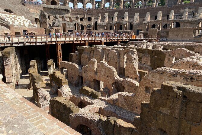 Catacombs, Colosseum, Roman Forum and Palatine Hill Private Tour - Pick-up, timing, and the rhythm of a 5–6 hour plan
