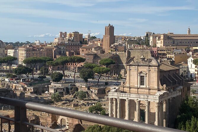 Catacombs, Colosseum, Roman Forum and Palatine Hill Private Tour - The guide factor: where the day becomes special