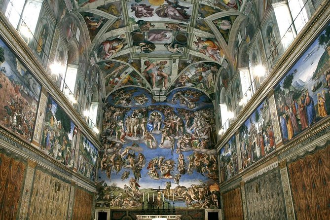 Civitavecchia Private Excursion to Ancient Rome & Vatican Museums - Circo Massimo and the Vittoriano: quick stops with big payoff