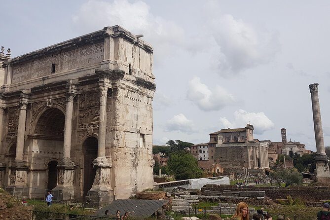 Colosseum & Ancient Rome - Private Tour - Palatine Hill’s panoramic terrace: the quick ending that sticks