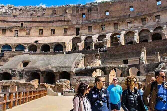 Colosseum and Palatine Hill: Unveil Rome’s Ancient Spectacles - Group size, guide quality, and the question-time tradeoff