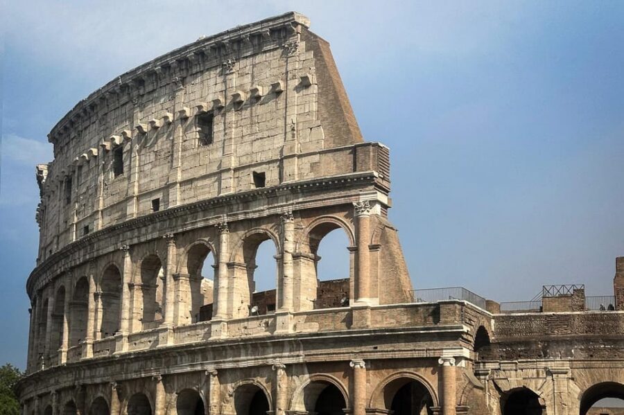 Colosseum Entry with digital audioguide and arena option - FAQ