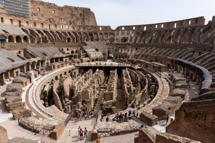Colosseum Express Tour with Local Guide - Getting in: meeting point, security, and the real schedule
