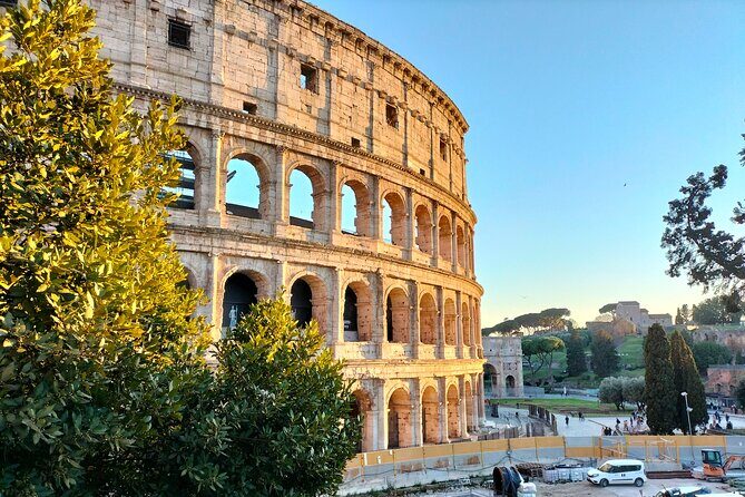 Colosseum, Roman Forum and Palatine Hill Guided Walking Tour - Meeting point and route flow (plus the one twist)