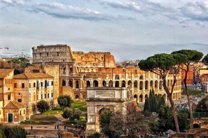Colosseum, Roman Forum Guided Tour with Private Option - Palatine Hill overview: a taste of the top of the hill