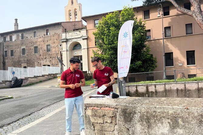 Colosseum, Roman Forum, Palatine Guided Tour or AudioGuide Option - Palatine Hill: emperor palaces and the Circus Maximus terrace view