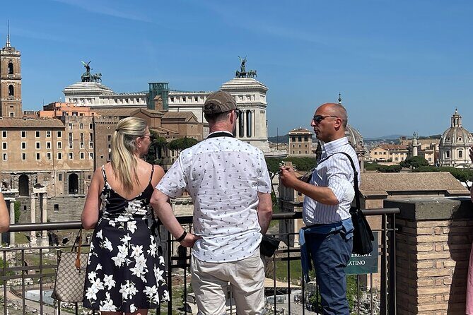 Colosseum & Roman Forum Small Group Tour - Arena engineering: tunnels, trapdoors, and why the spectacle felt real