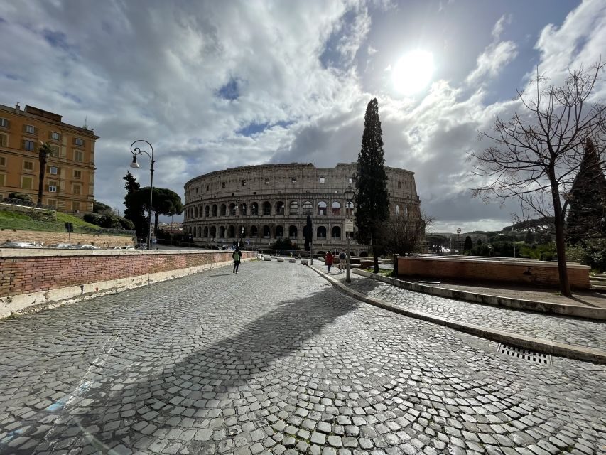 Colosseum: Semi Private Tour with VIP Arena Access - Entering the Colosseum Fast: Orientation + Panoramic Photo Time