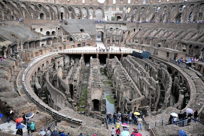 Colosseum Underground Tours (Full Experience) - Photo time, atmosphere, and when it’s less crowded
