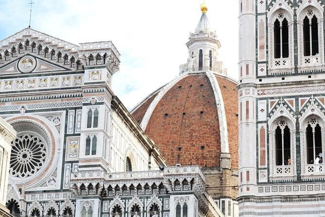 Complete Florence Full Day Guided Tour Uffizi David & walk Pickup - Starting at Piazza della Signoria with momentum