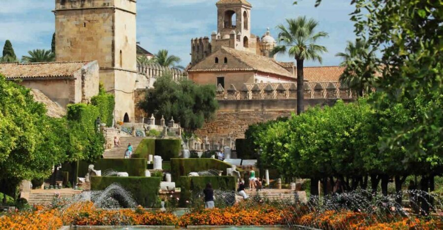 Cordoba: Alcazar of The Christian Monarchs Tickets and Tour - A one-hour Alcázar that doesn’t waste your time