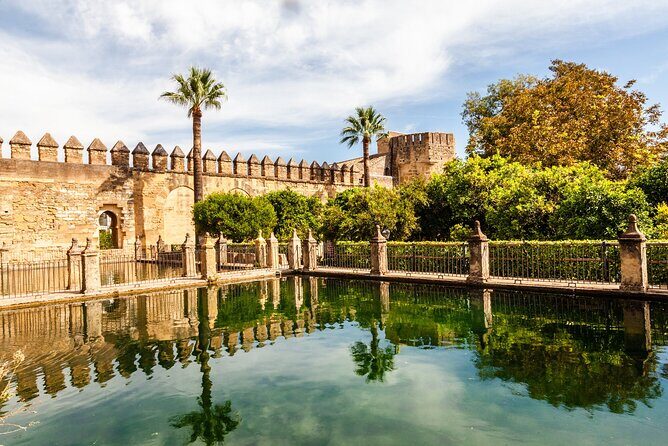 Córdoba: Alcazar Skip the Line Guided Tour - Entering the Alcázar With Real Time-Saving Momentum