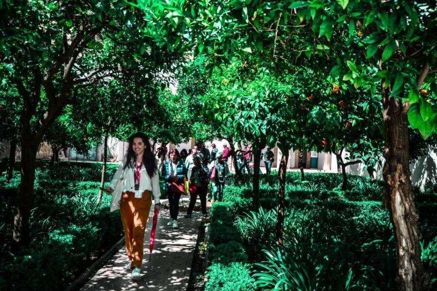 Córdoba: Mosque-Cathedral and Alcazar Tour - What’s Included vs. What You’ll Need to Handle