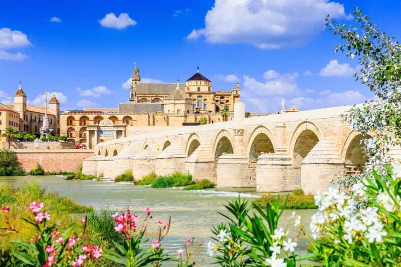 Córdoba: Mosque-Cathedral, Jewish Quarter and Alcázar Tour - Timing, pacing, and breaks: keeping your feet and attention intact