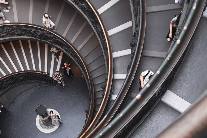 Early Bird Vatican Museums, Sistine Chapel guided Walking Tour - Meeting Point at Via Tunisi: How to Start Smooth