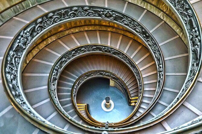 Evening Guided Tour Vatican Museum, Sistine Chapel & Rafael Rooms - Why an evening Vatican visit can be the smarter move