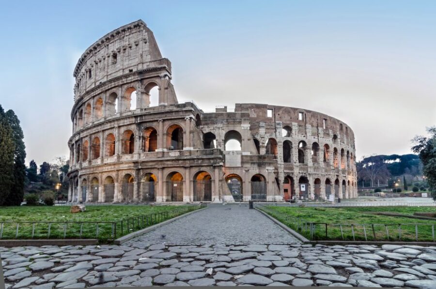 Explore Colosseum and Roman Forum with an Archaeologist - Price and value for a private archaeologist-led 3-hour tour