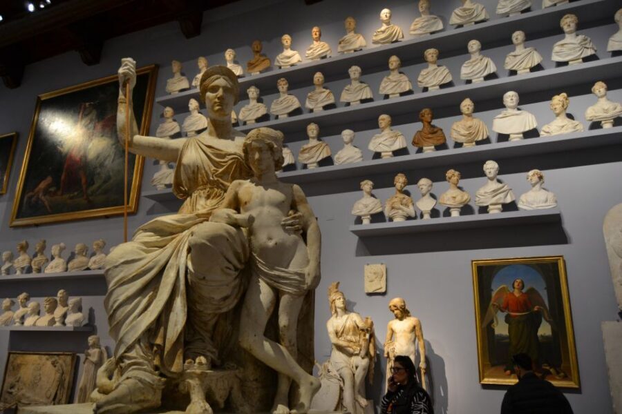 Florence: City Center, Accademia and Uffizi Gallery Tour - Should you book: yes if you want structure and meaning