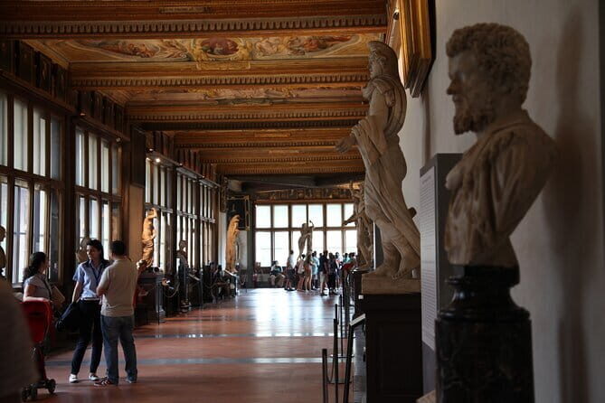 Florence: Uffizi Gallery afternoon & Duomo morning Guided Visits - Clothing, shoes, and your Uffizi ticket bonus for 5 days