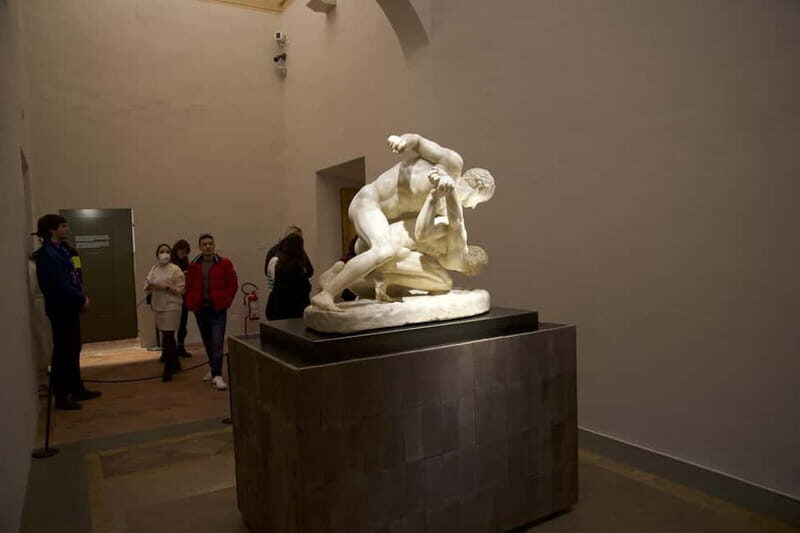 Florence: Uffizi Gallery Entry Ticket - Giotto’s Madonna di Ognissanti and why this stop is worth it