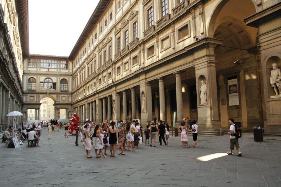 Florence: Uffizi Gallery Private Tour w/ Skip-the-Line Entry - Why the Uffizi Feels Manageable in Just 3 Hours