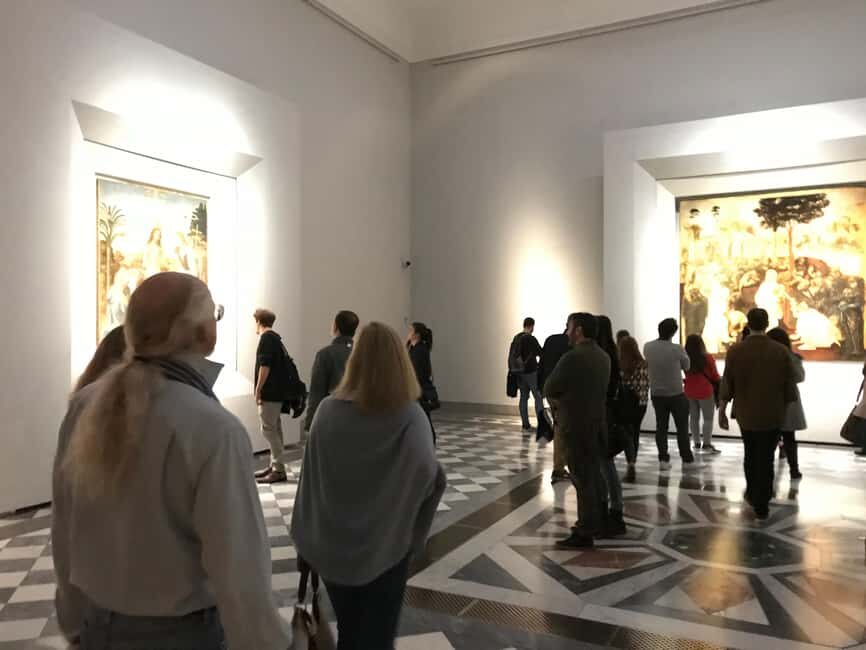 Florence: Uffizi Gallery Private Tour w/ Skip-the-Line Entry - Meeting at Neptune: Starting the Day in Piazza della Signoria