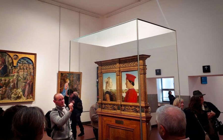Florence: Uffizi Skip-the-Line Guided Tour - Michelangelo, Leonardo, Raphael: How the Tour Stays Focused in 2 Hours