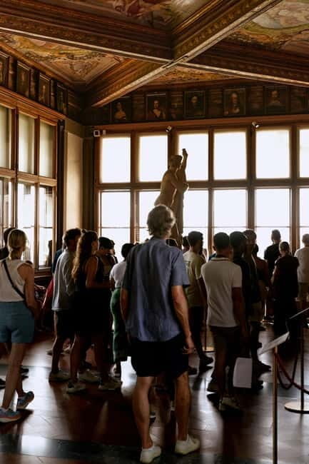Florence: Uffizi Tour with an Art Expert Guide - The guide’s job: keep you together, and keep you thinking