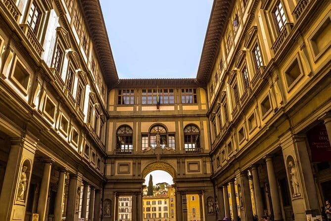 Florence walking guided tour with Uffizi & Accademia - Key things that make this Florence tour work so well
