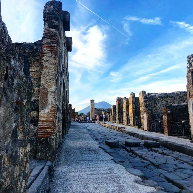 From Amalfi Coast: Pompeii Guided Tour - Your guided walk through the western side of Pompeii