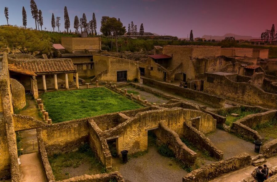 From Amalfi Coast: Pompeii Herculaneum skip-the-line - From the Amalfi Coast to Pompeii: the ride that sets the tone