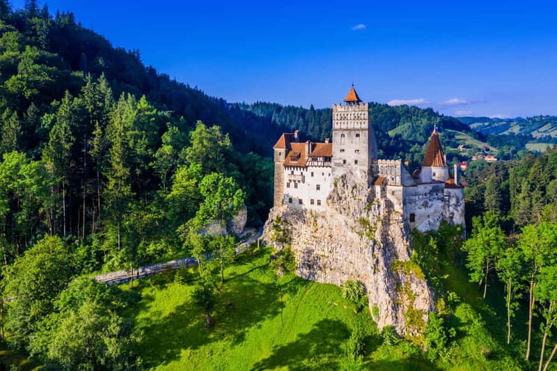 From Bucharest: Peles Castle, Brasov & Bran Castle Day Trip - From Bucharest to Transylvania: why this day trip works